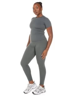 Elite Eleven Aura Tee - Cloud Grey 11 Elite Eleven Aura Tee - Cloud Grey -Fit Style Shop ELITEWINTERCOLLECTIONDAY121119