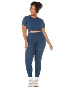 Elite Eleven Aura Crop Tee - Navy -Fit Style Shop ELITEWINTERCOLLECTIONDAY122085