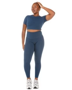 Elite Eleven Aura Crop Tee - Navy -Fit Style Shop ELITEWINTERCOLLECTIONDAY122195