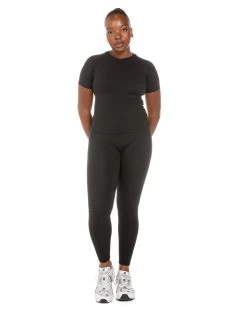 Elite Eleven Aura Tee - Black 11 Elite Eleven Aura Tee - Black -Fit Style Shop ELITEWINTERCOLLECTIONDAY122349