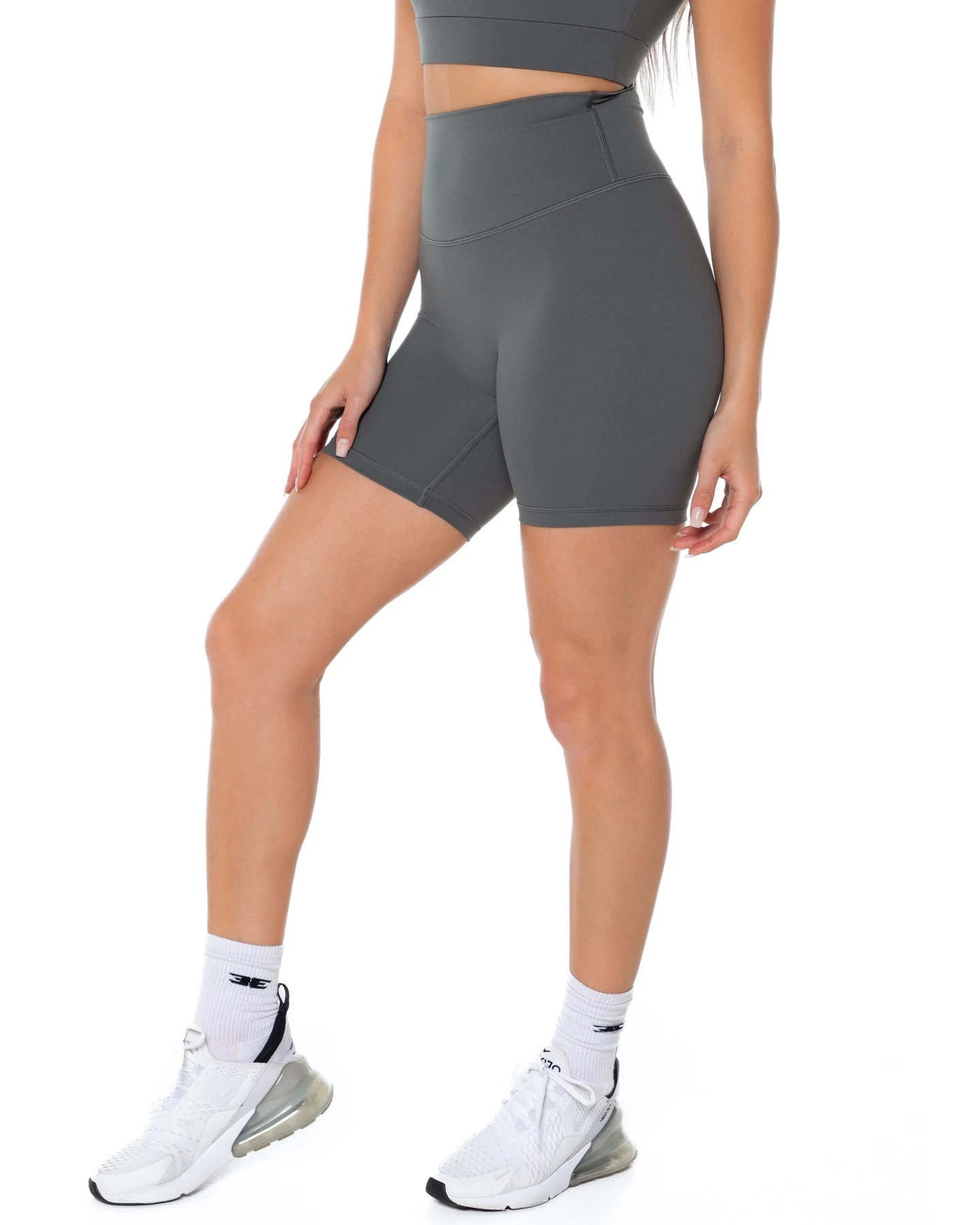 Elite Eleven Aura Scrunch Shorts - Cloud Grey 2 Elite Eleven Aura Scrunch Shorts - Cloud Grey - Image 2