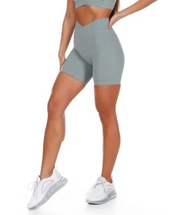 Elite Eleven Cross Over Shorts - Pale Sage