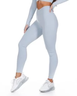 Elite Eleven Cross Over Leggings - Light Blue