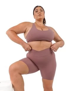 Elite Eleven Cross Over Sports Bra - Soft Rose 8 Elite Eleven Cross Over Sports Bra - Soft Rose -Fit Style Shop soft.rose 3 90921b9e 271b 48e8 bb85 63735852a12c